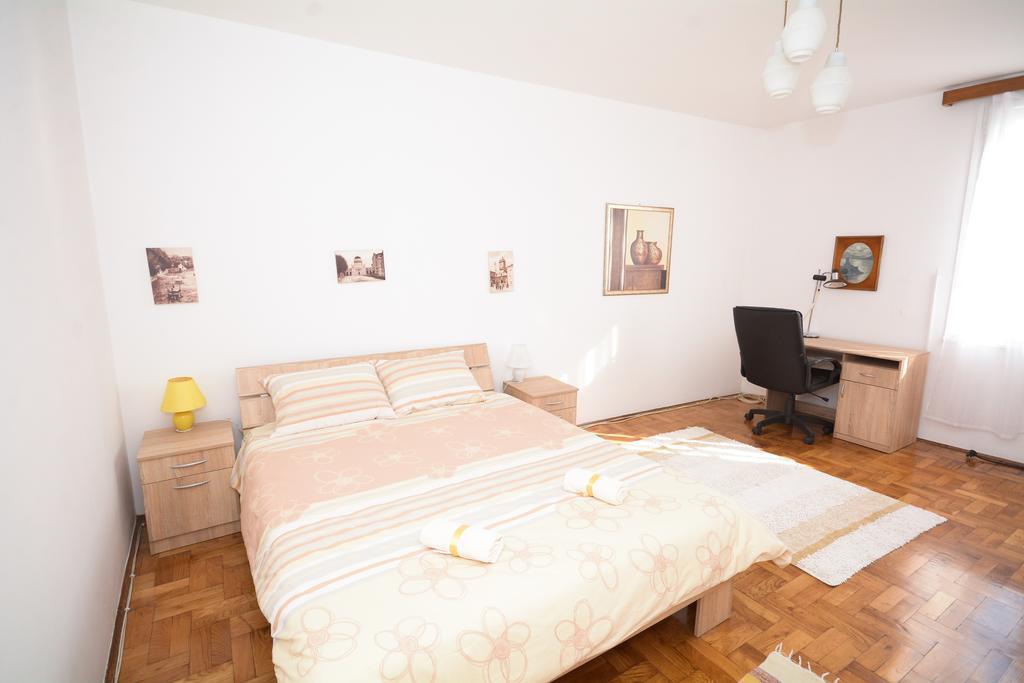 Apartments City Hall Belgrado Camera foto